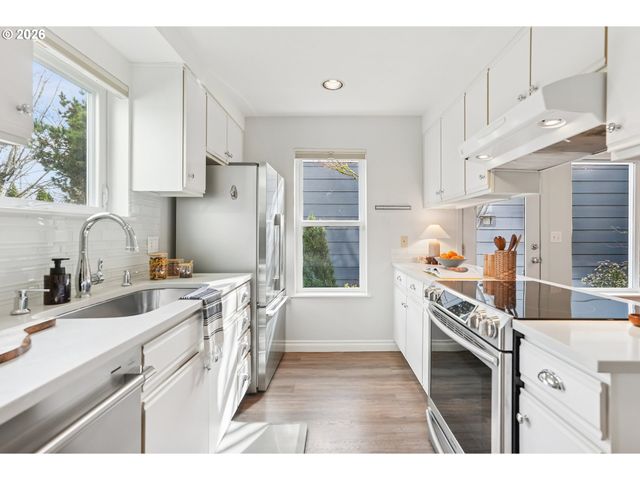 3904 Se 16TH Ave, Portland, OR 97202