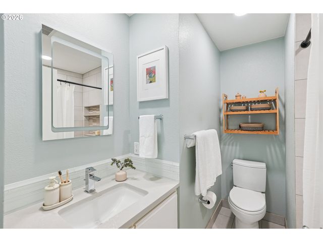 3904 Se 16TH Ave, Portland, OR 97202