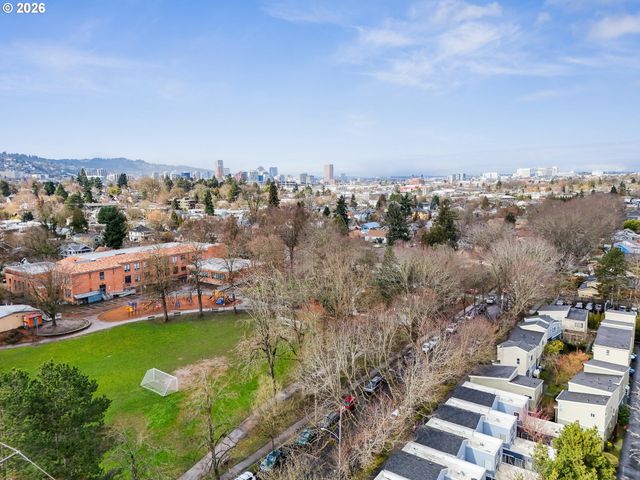 3904 Se 16TH Ave, Portland, OR 97202