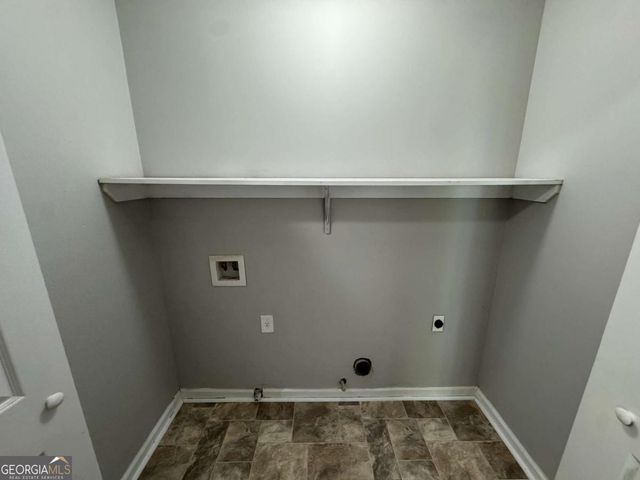 675 Stonebridge Loop, Lithonia, GA 30058