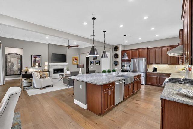 7014 De La Vina Dr, El Dorado Hills, CA 95762