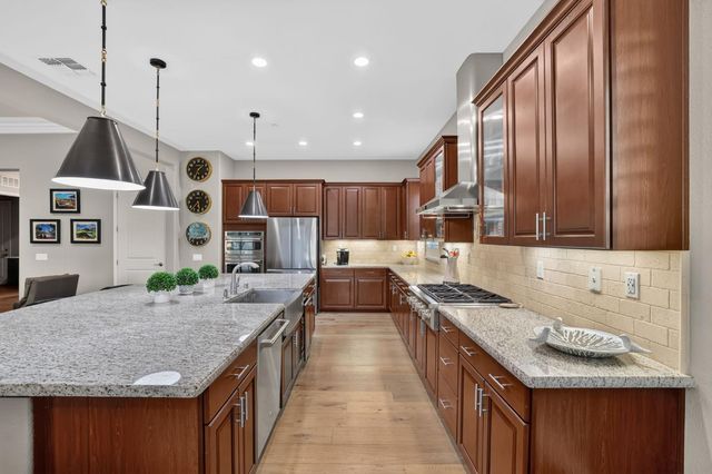 7014 De La Vina Dr, El Dorado Hills, CA 95762