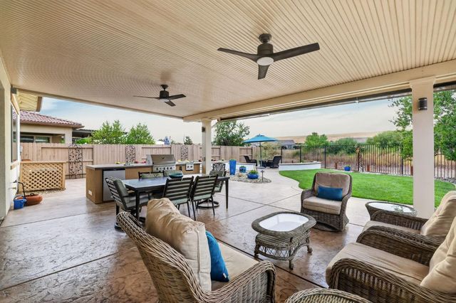 7014 De La Vina Dr, El Dorado Hills, CA 95762