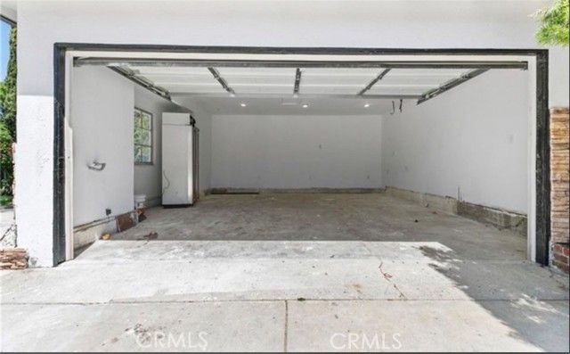 6454 Baird Avenue, Reseda (los Angeles), CA 91335