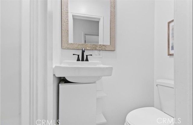 6454 Baird Avenue, Reseda (los Angeles), CA 91335