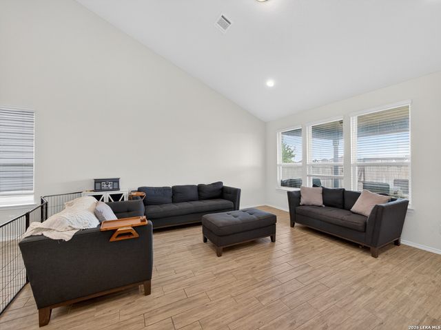 4035 Wild Bloom Rd, Seguin, TX 78155