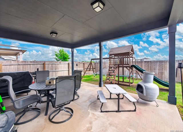4035 Wild Bloom Rd, Seguin, TX 78155