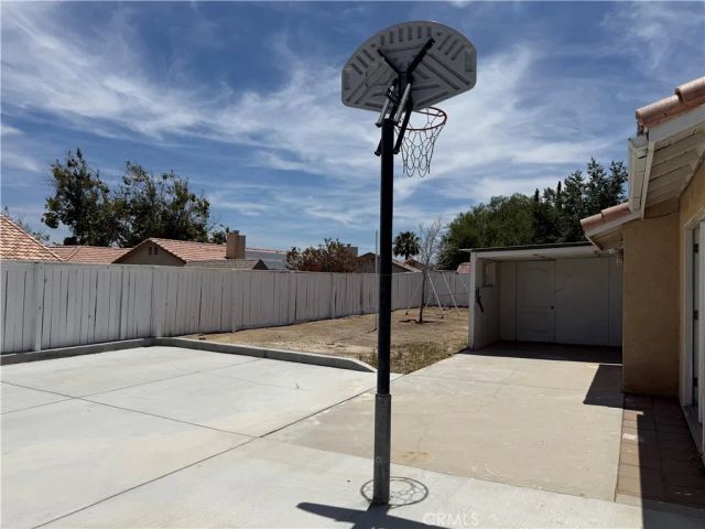12441 Petaluma, Victorville, CA 92392