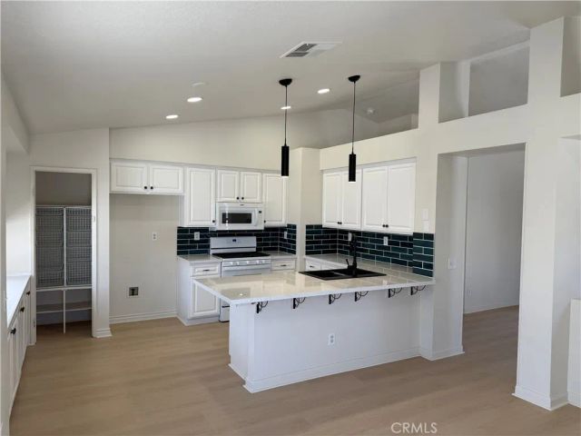 12441 Petaluma, Victorville, CA 92392