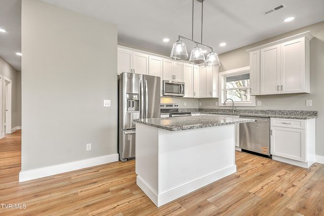 1805 Rock Springs Road, Kingsport, TN 37664