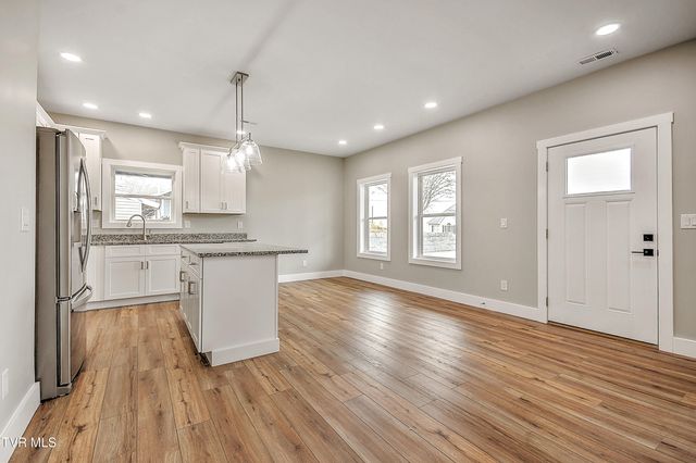 1805 Rock Springs Road, Kingsport, TN 37664