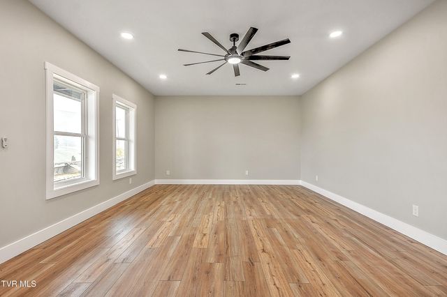 1805 Rock Springs Road, Kingsport, TN 37664