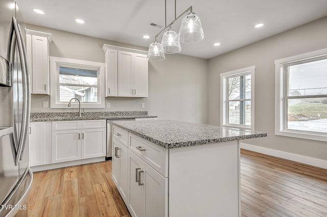 1805 Rock Springs Road, Kingsport, TN 37664