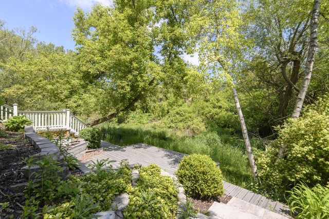 5201 Hunt Club ROAD E, Wind Point, WI 53402