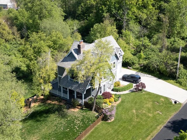 5201 Hunt Club ROAD E, Wind Point, WI 53402