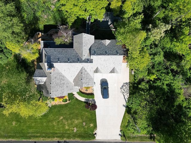 5201 Hunt Club ROAD E, Wind Point, WI 53402