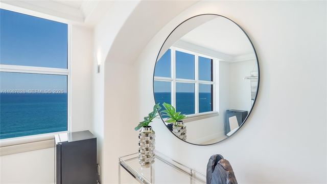 2100 N Ocean Boulevard 20D, Fort Lauderdale, FL 33305