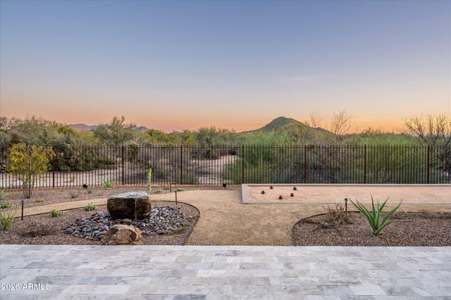 8093 E TORTUGA VIEW Lane, Scottsdale, AZ 85266