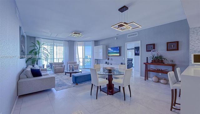 17111 Biscayne Blvd 1705, North Miami Beach, FL 33160