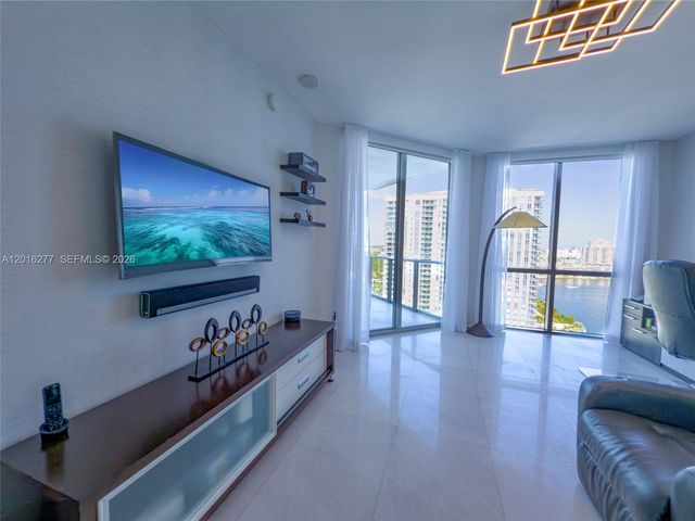 17111 Biscayne Blvd 1705, North Miami Beach, FL 33160