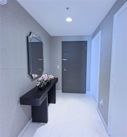 17111 Biscayne Blvd 1705, North Miami Beach, FL 33160