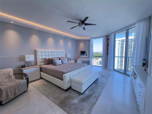 17111 Biscayne Blvd 1705, North Miami Beach, FL 33160