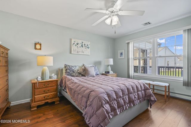 6 Cancun Street, Berkeley, NJ 08721