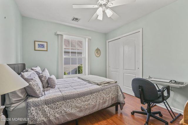 6 Cancun Street, Berkeley, NJ 08721