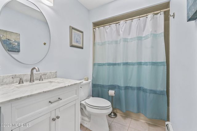 6 Cancun Street, Berkeley, NJ 08721