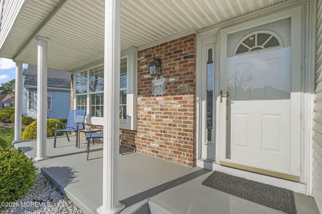 6 Cancun Street, Berkeley, NJ 08721