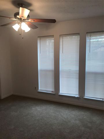 13131 Ellesmere Drive, Houston, TX 77015