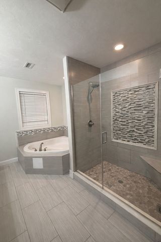 37 W Millbury Rd, Sutton, MA 01590