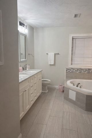 37 W Millbury Rd, Sutton, MA 01590