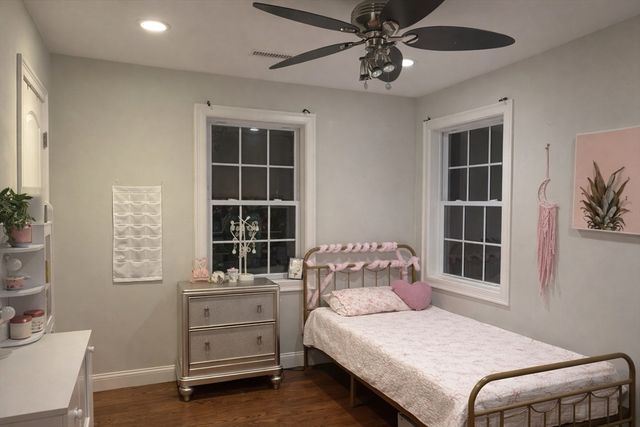 37 W Millbury Rd, Sutton, MA 01590