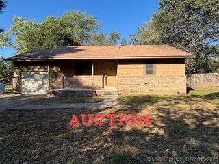 1406 Skipper Avenue, Tahlequah, OK 74464