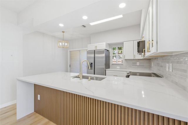 2709 PENZANCE STREET, Palm Harbor, FL 34684