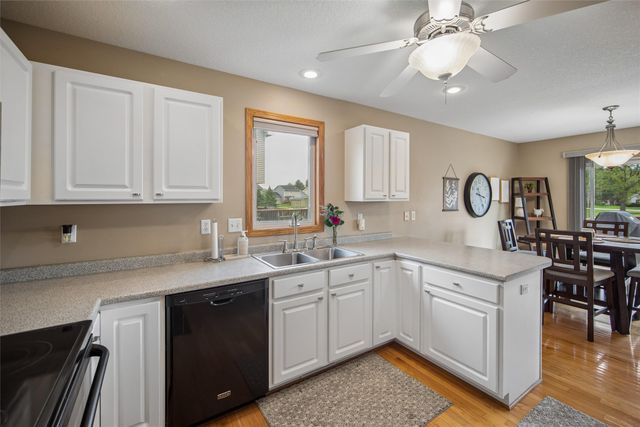 803 SW 50th Street, Ankeny, IA 50023