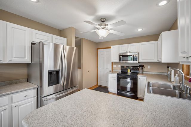 803 SW 50th Street, Ankeny, IA 50023
