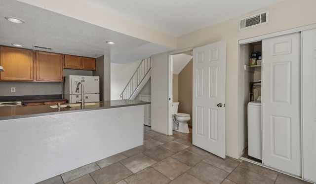 3301 Monroe Street NE UNIT J105, Albuquerque, NM 87110