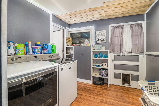 19030 W Almy Road, Howard City, MI 49329