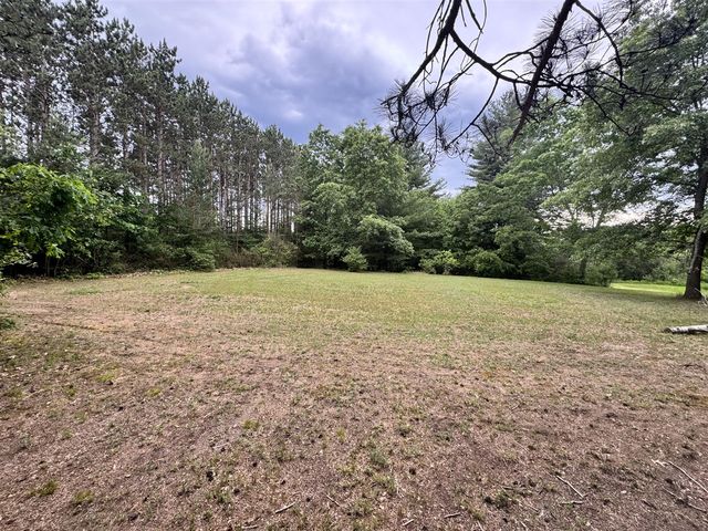 19030 W Almy Road, Howard City, MI 49329