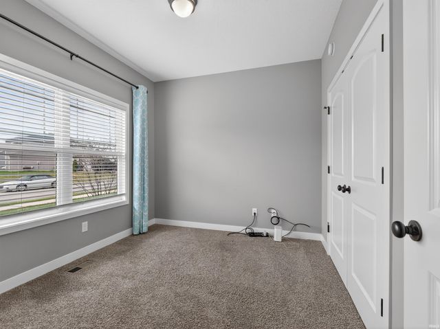 962 Casting Road, Huntertown, IN 46748