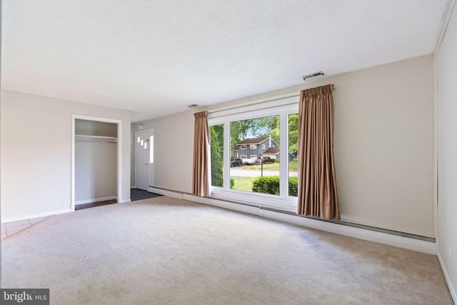 8005 WOODHOLME CIR, Pasadena, MD 21122