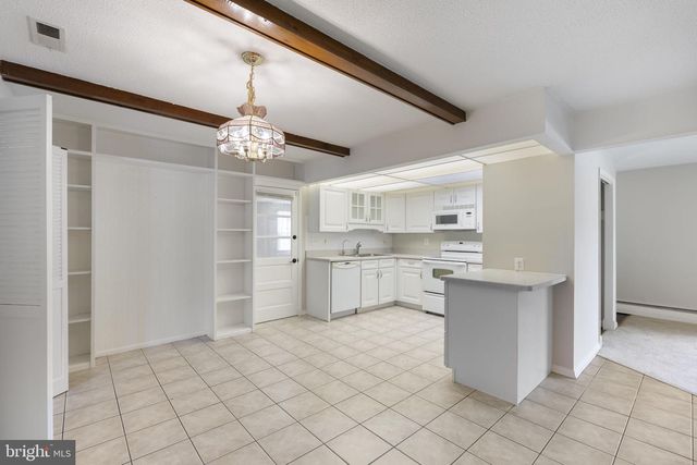 8005 WOODHOLME CIR, Pasadena, MD 21122