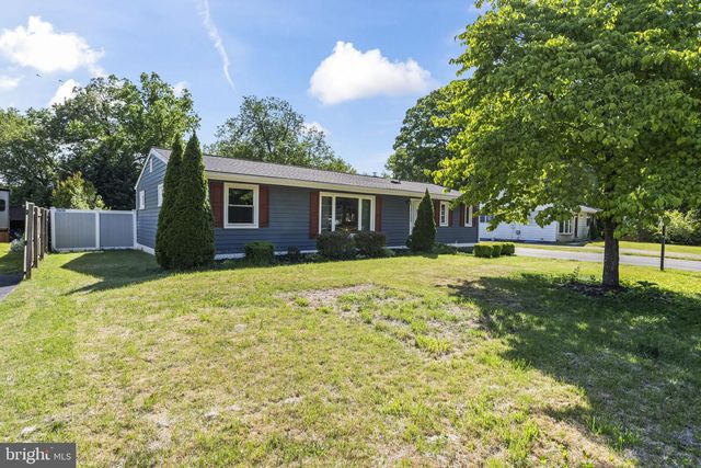 8005 WOODHOLME CIR, Pasadena, MD 21122