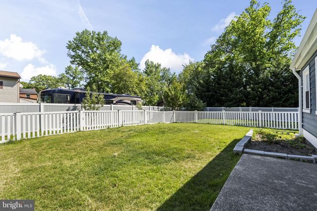 8005 WOODHOLME CIR, Pasadena, MD 21122