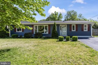 8005 WOODHOLME CIR, Pasadena, MD 21122
