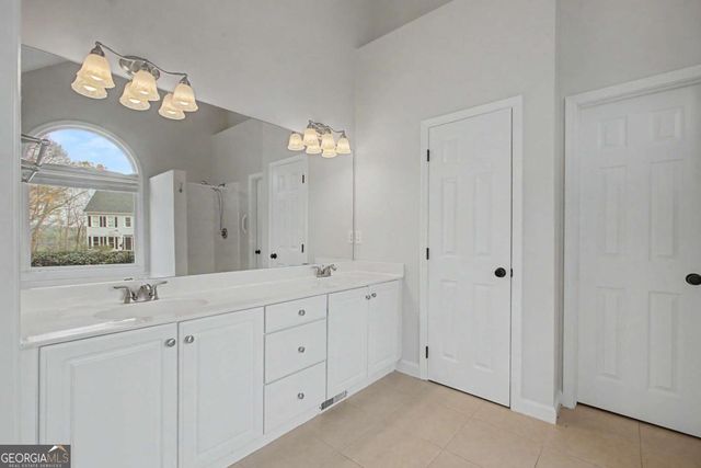 5043 Hickory Hills Drive, Woodstock, GA 30188