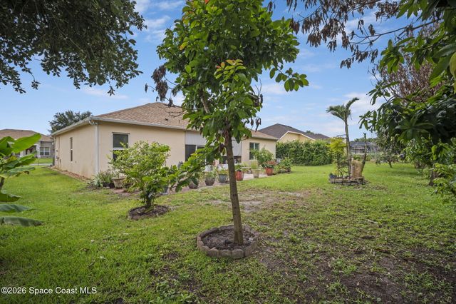 3385 Soft Breeze Circle, West Melbourne, FL 32904