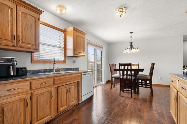 735 S Water Street, Seymour, MO 65746